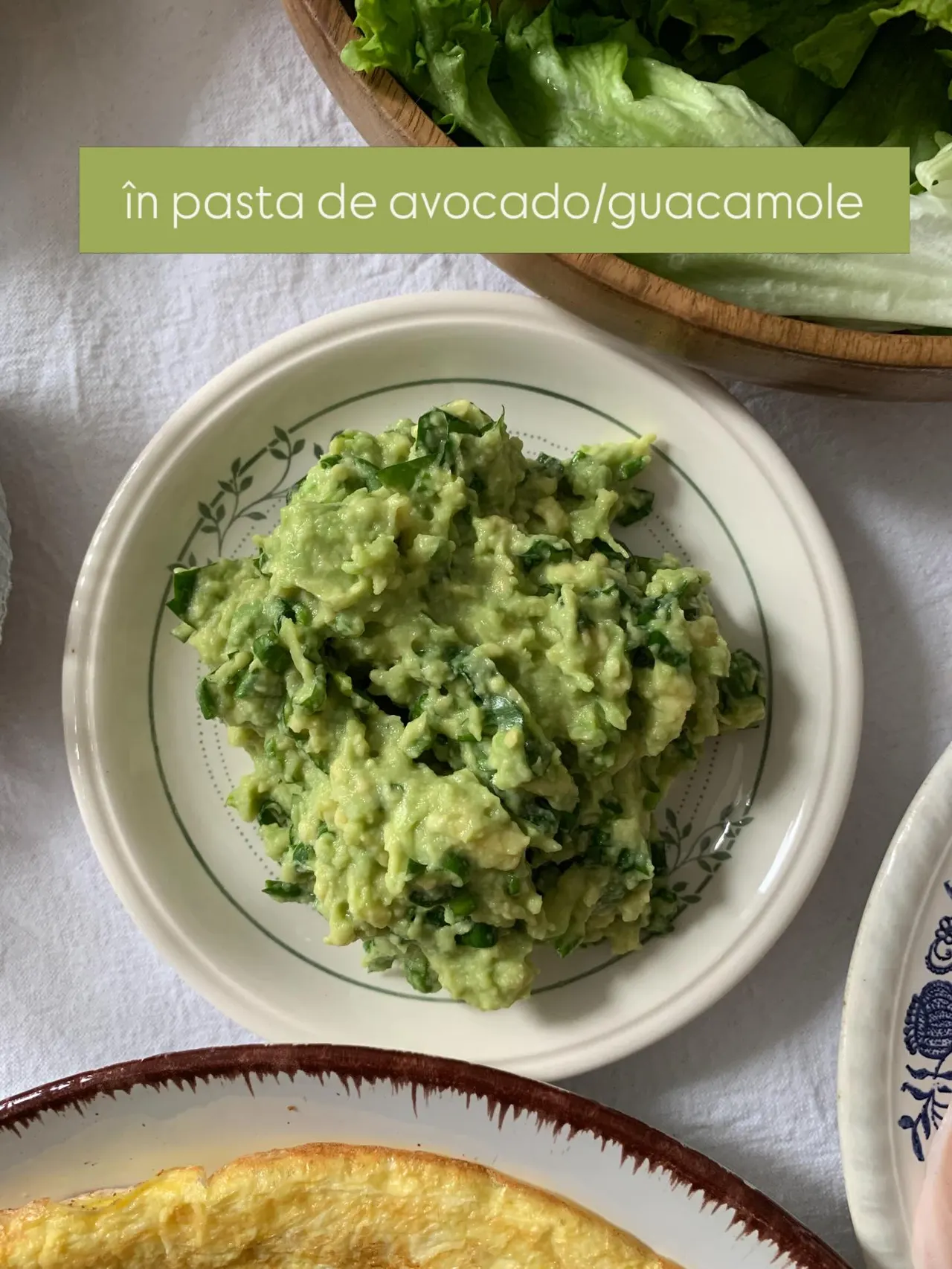 în pasta de avocado/guacamole