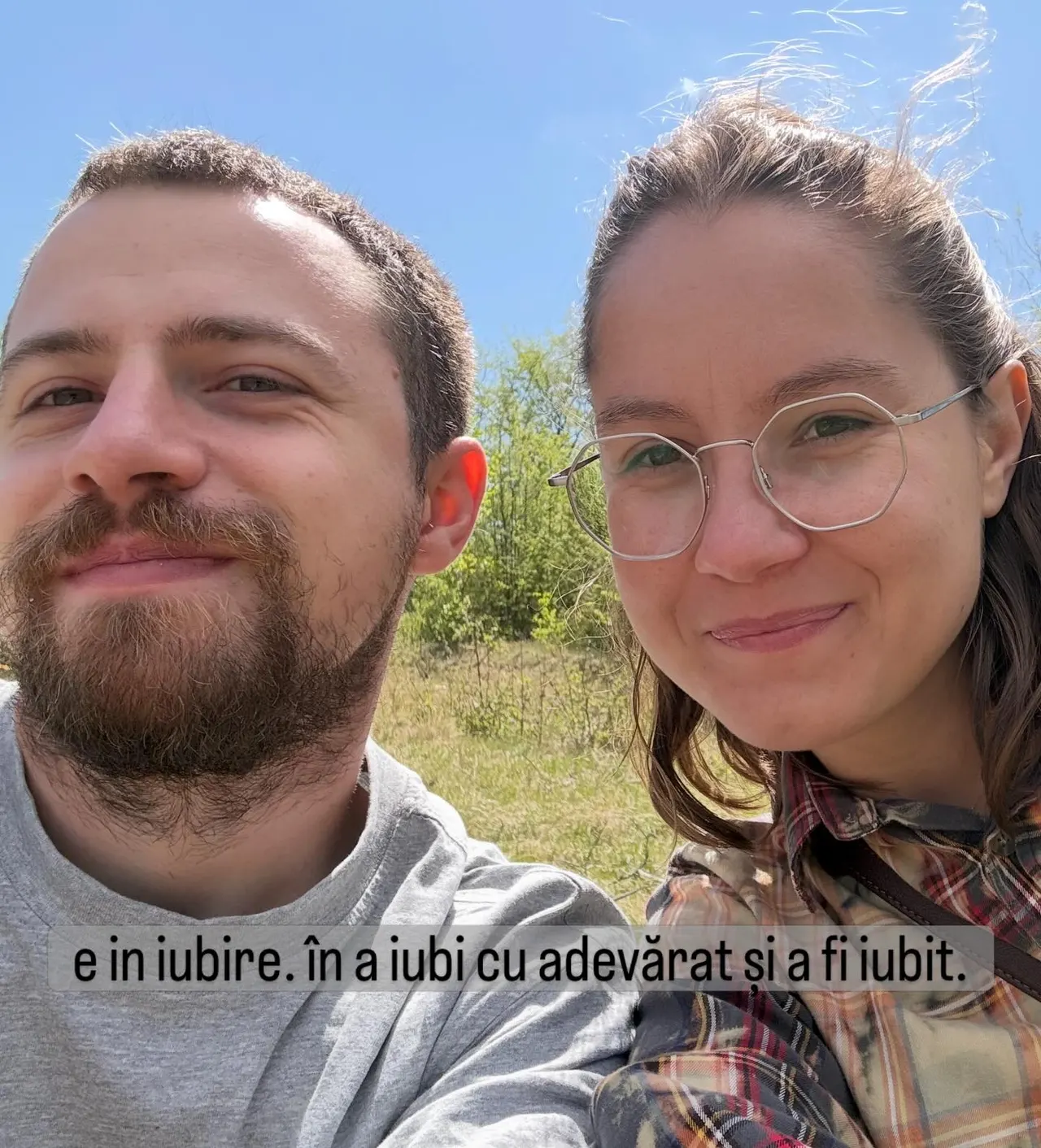 e in iubire. în a iubi cu adevărat și a fi iubit.