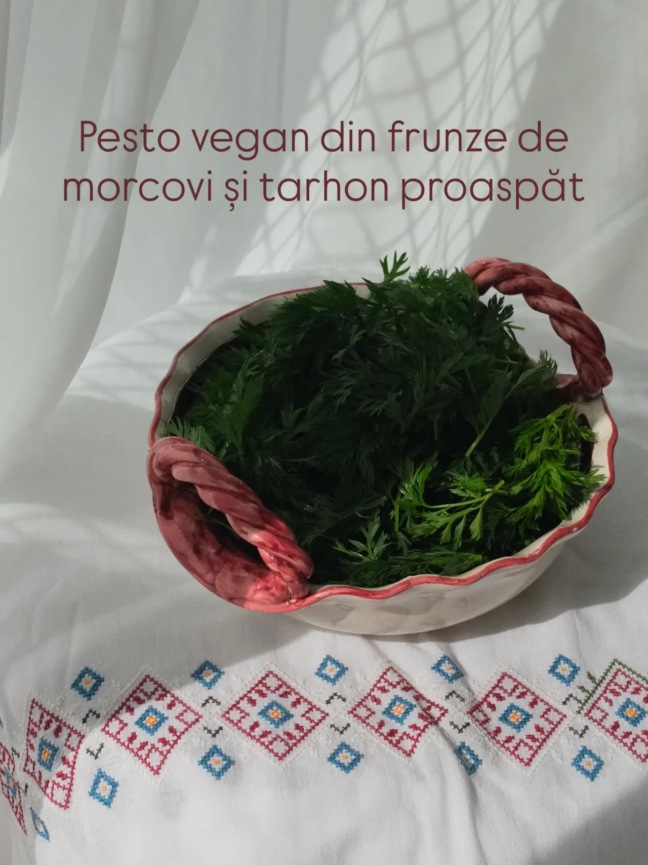 Pesto vegan din frunze de