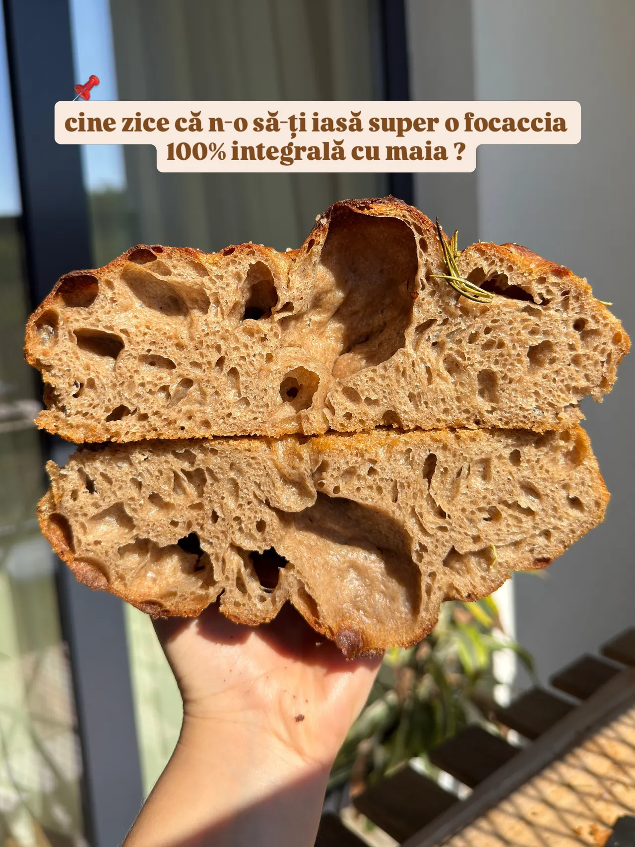 cine zice că n-o să-ți iasă super o focaccia 100% integrală cu maia ?